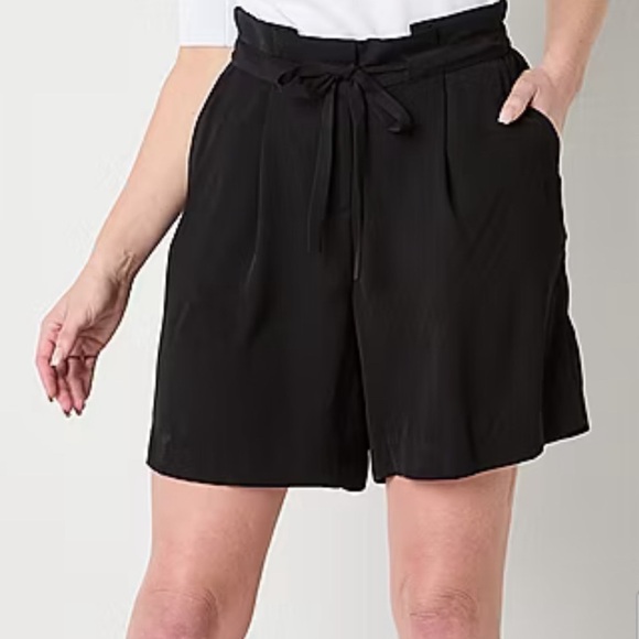Liz Claiborne Black Women's Shorts Size 18 NWT - Picture 4 of 6